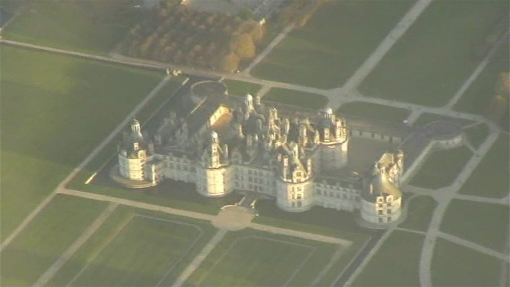 Vol au dessus du château de Chambord.